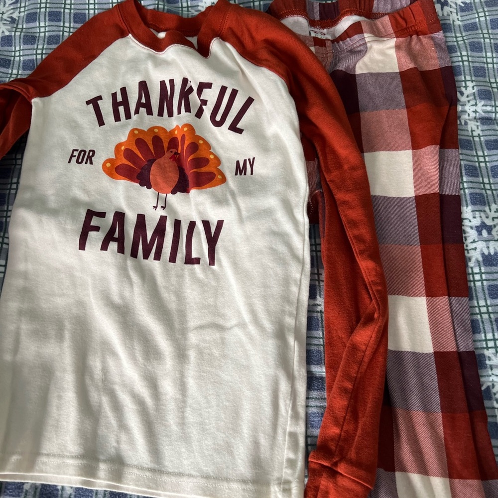 Children’s place thanksgiving pj set boys size 10 snug fit, like new